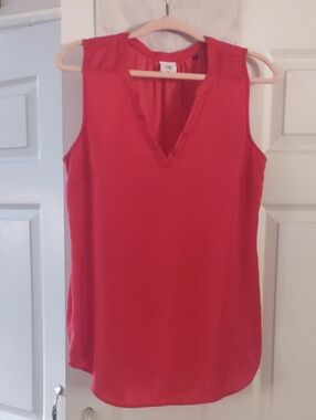 cabi Red Sleeveless V-Neck Camisole Size Medium